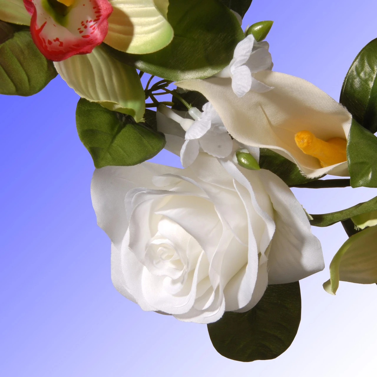 72" White Rose & Calla Lily Garland - Image 2