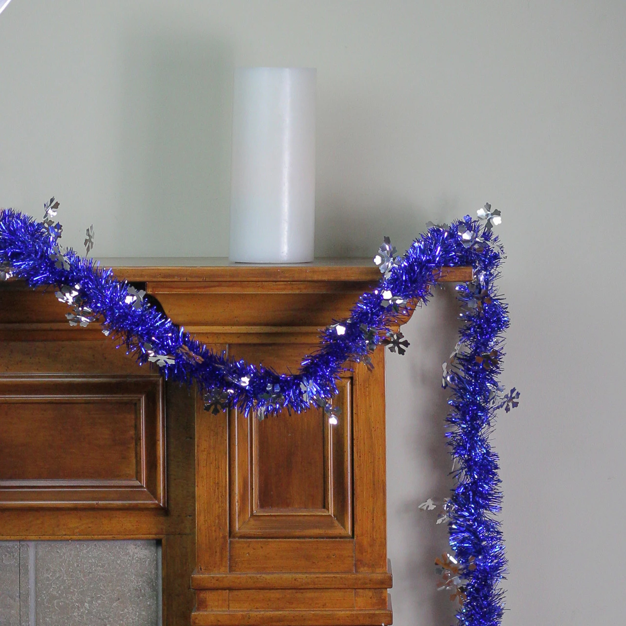 50' Lavish Blue And Silver Snowflakes Christmas Tinsel Garland - Unlit - Image 3