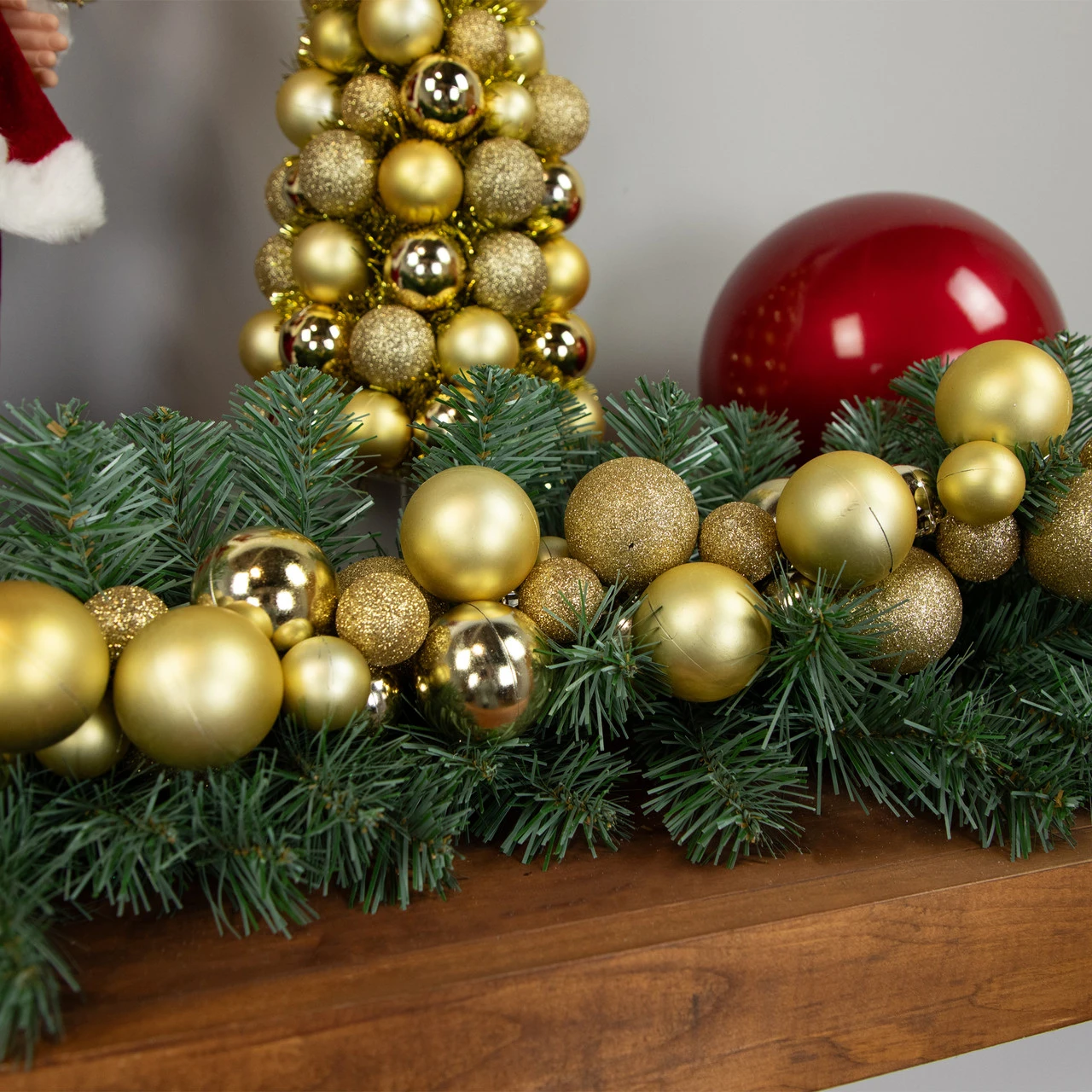 6' Shatterproof Ball Vegas Gold 3-Finish Christmas Garland - Image 3