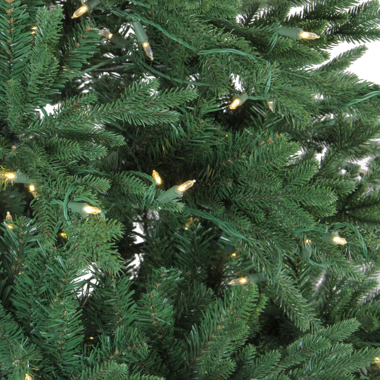 6.5' Pre-Lit Full Minnesota Balsam Fir Artificial Christmas Tree - Clear LED Lights - Image 3