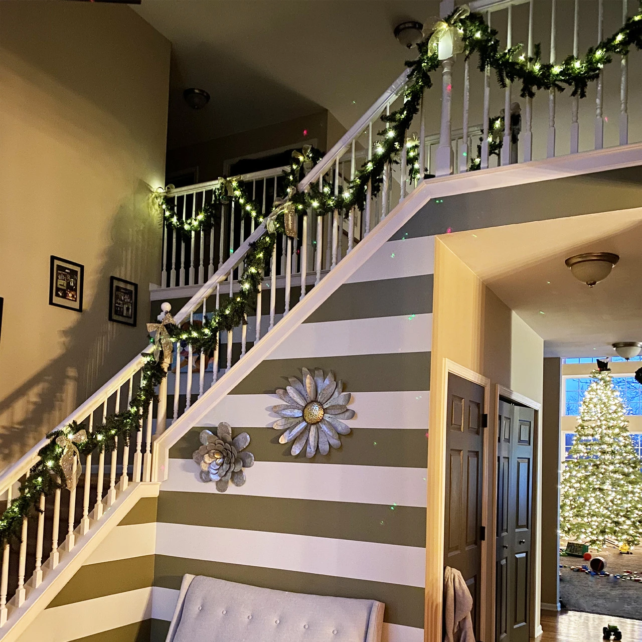 100' X 10" Green Canadian Pine Artificial Christmas Garland - Unlit - Image 4