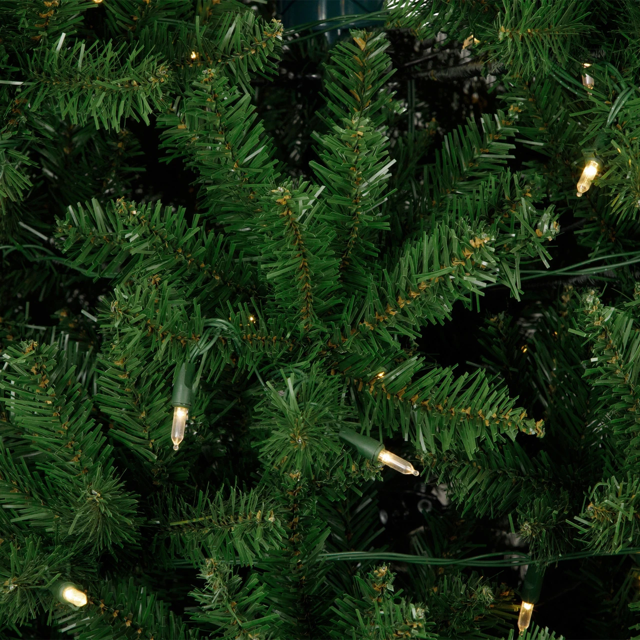 7.5' Pre-Lit Manchester Pine Instant Connect Artificial Christmas Tree, Dual LED Lights - Image 4