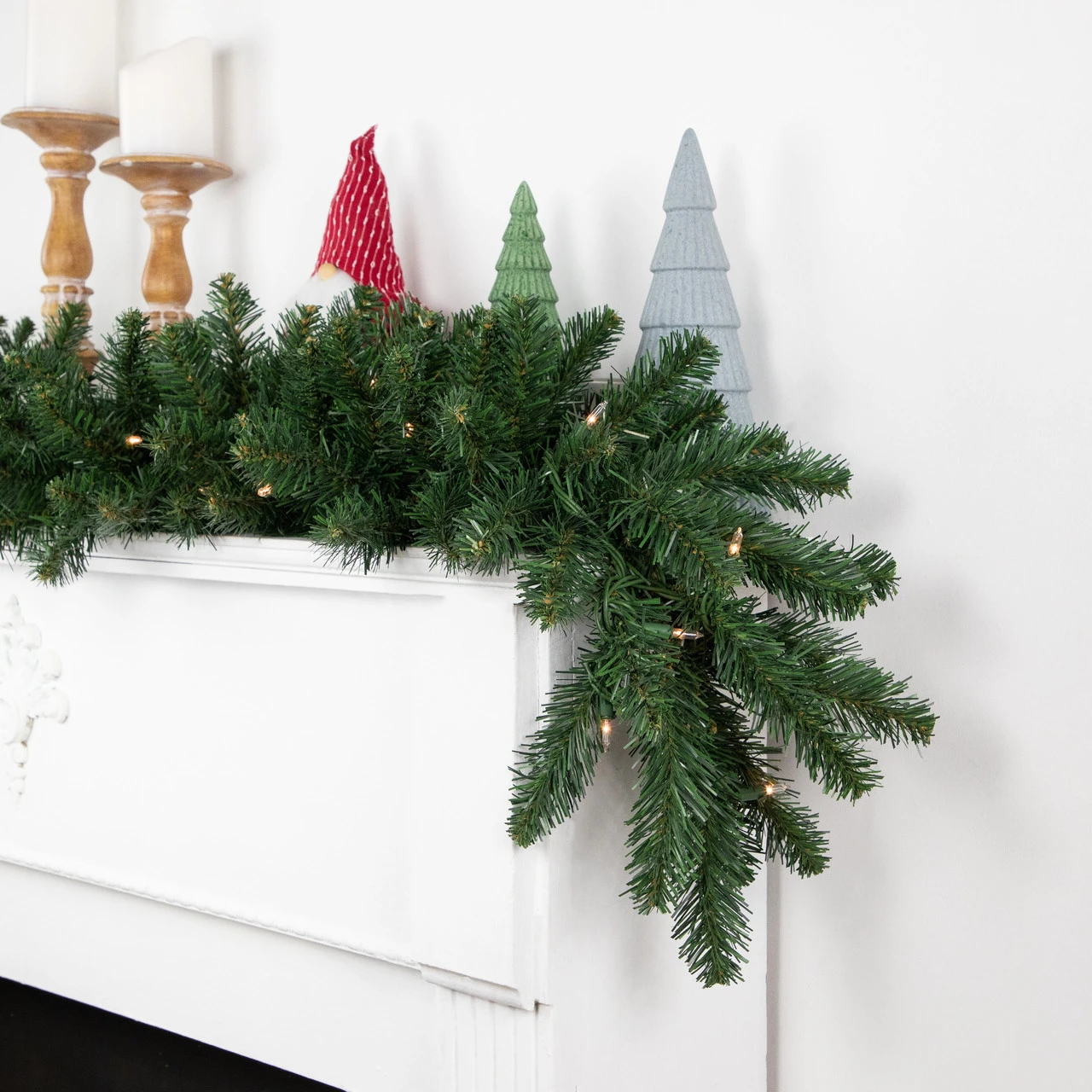 9' X 12" Pre-Lit Buffalo Fir Artificial Christmas Garland - Clear Lights - Image 3